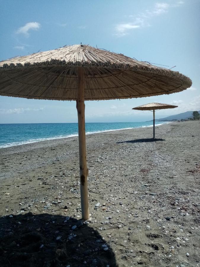 Xasteria Apartment Velika  Bagian luar foto