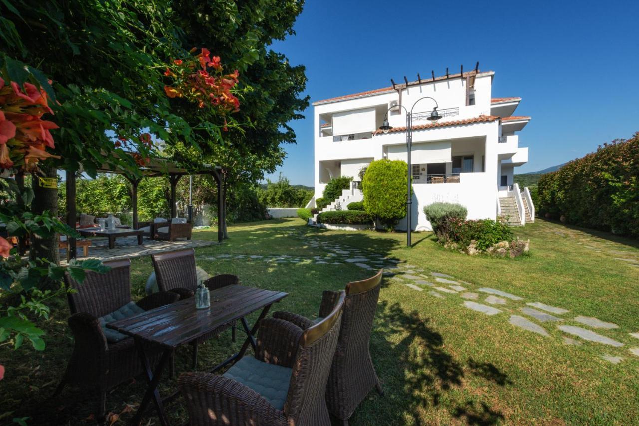 Xasteria Apartment Velika  Bagian luar foto