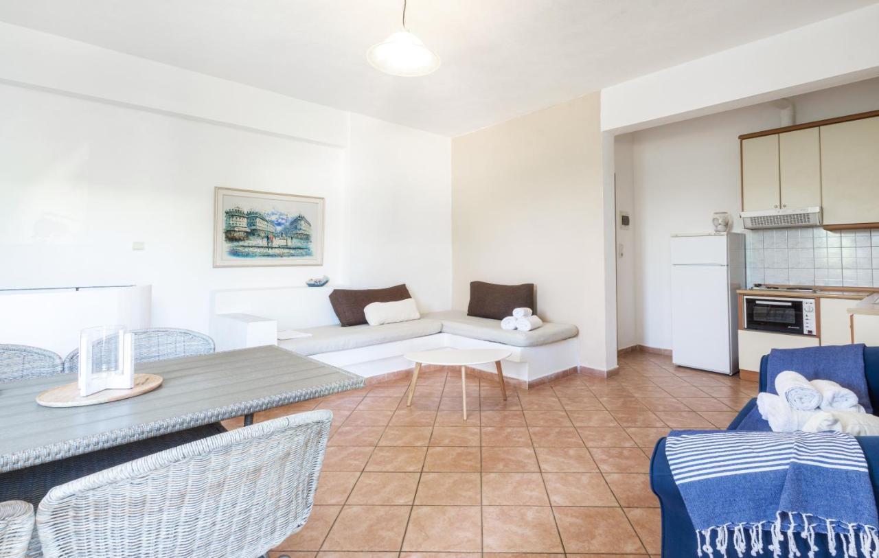 Xasteria Apartment Velika  Bagian luar foto