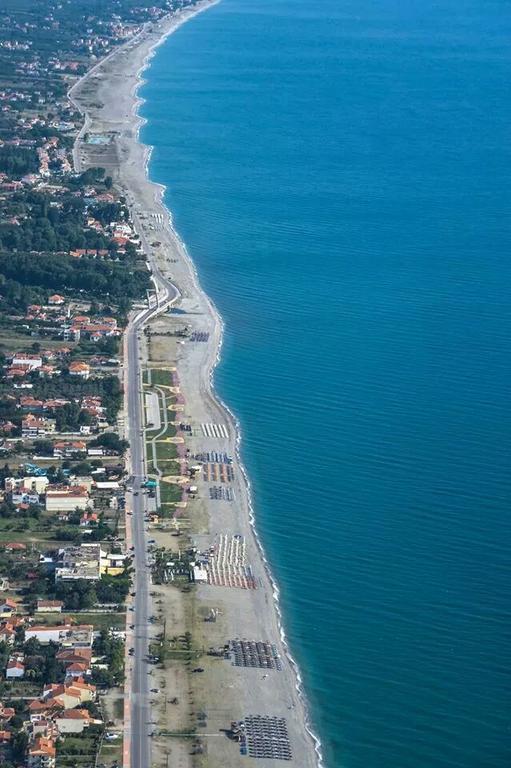 Xasteria Apartment Velika  Bagian luar foto